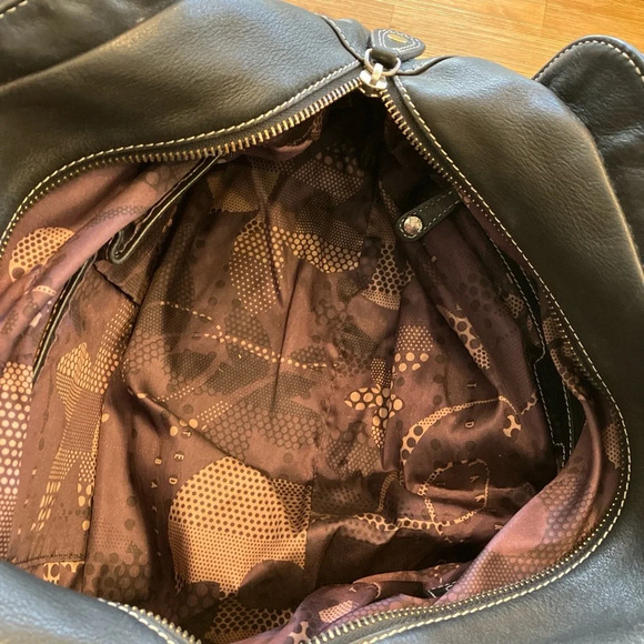 Ted‎ Baker black leather satchel bag with white stitching. Excellent condition. - Picture 6 of 8